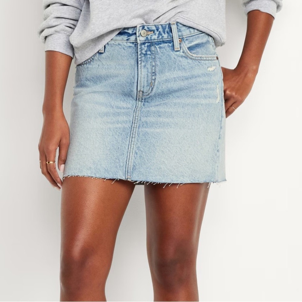 Old Navy 6 Mid Rise OG Straight Cut-Off Jean Mini Skirt Distressed Grunge